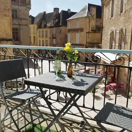 La Pivoine Апартаменты Сарла-ла-Канеда